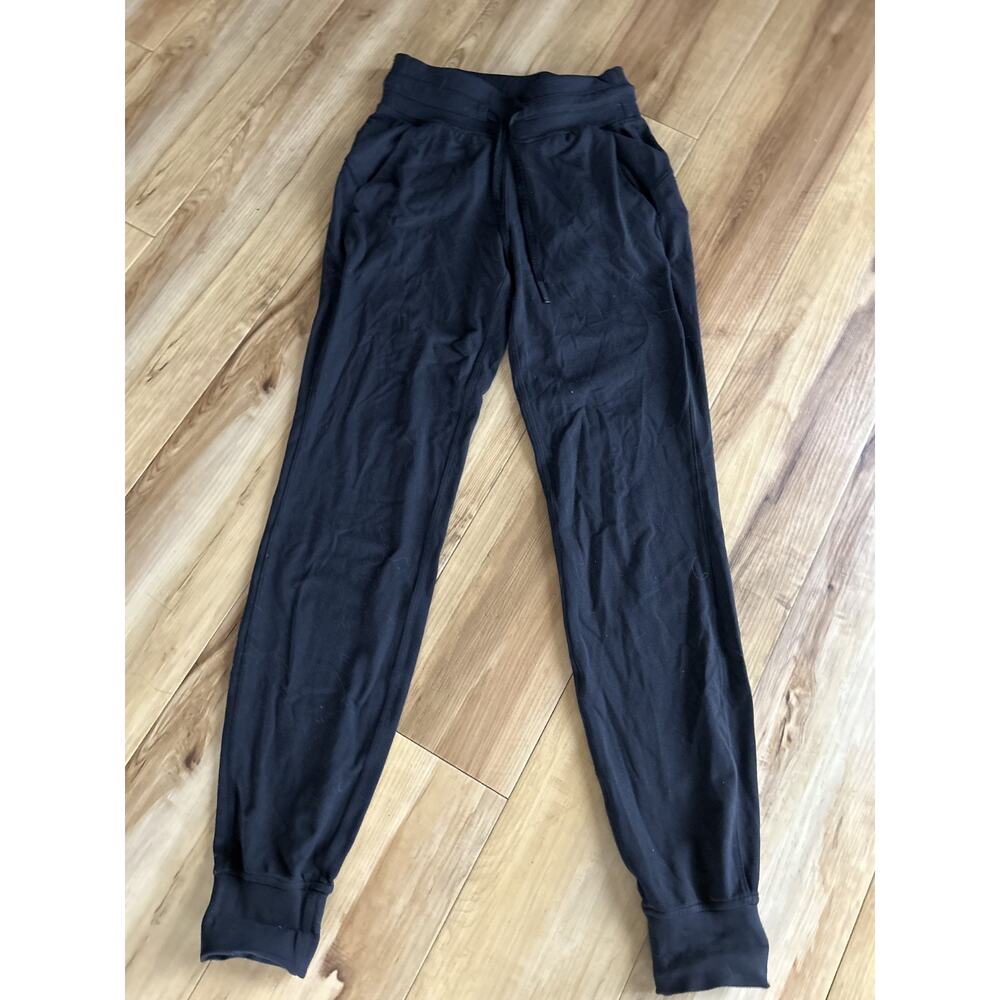 Lululemon Ready to Rulu Black Joggers Size 0 Slim Fit Athleisure